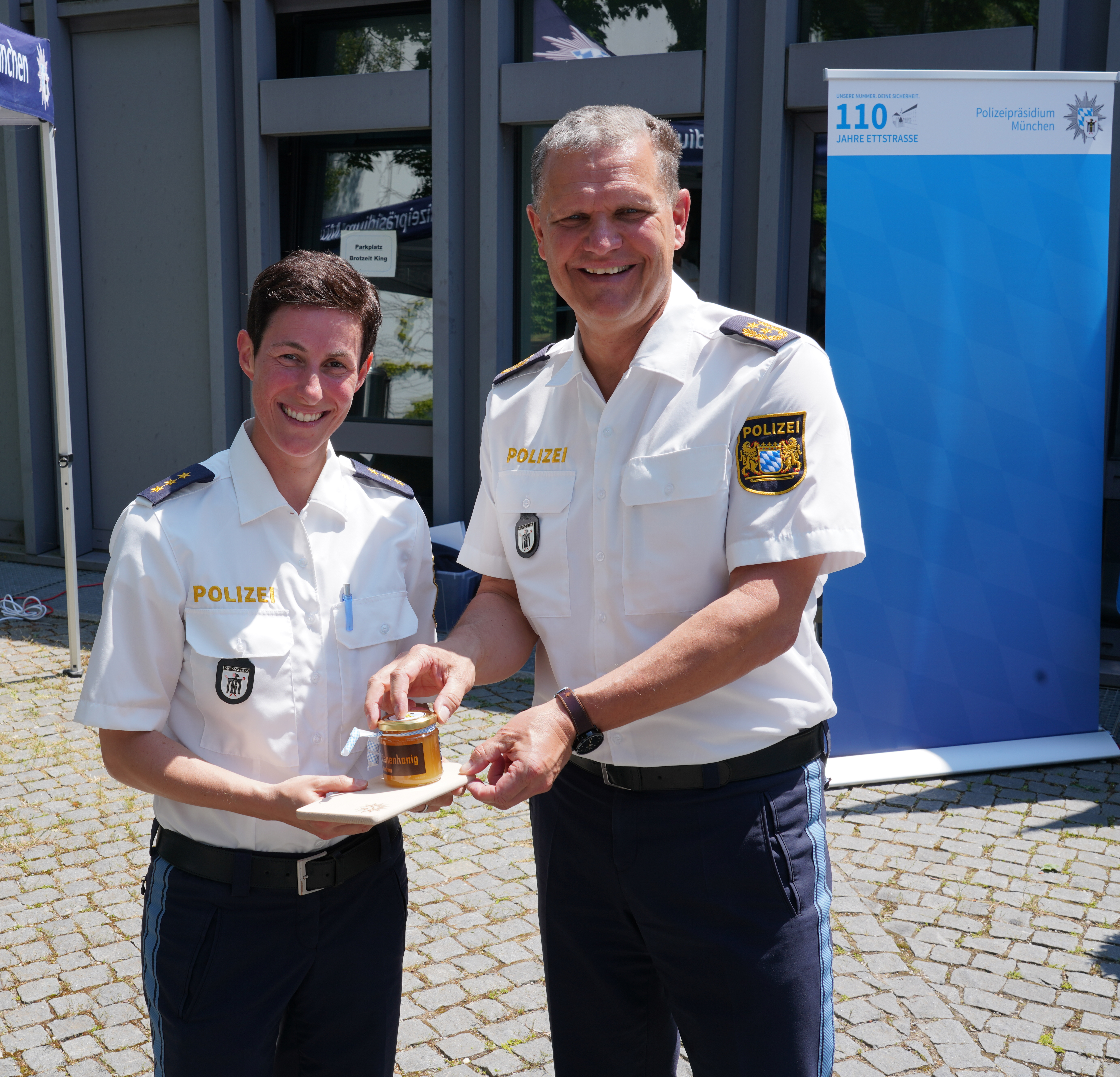 Polizei mit Blaulicht im Einsatz in München am 19.5.2019. (Photo